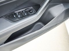 2018款 1.5L 自动舒适版