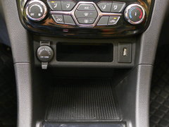 2018款 1.5T 手动旗舰型