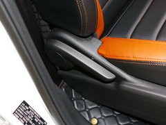2018款 1.5T 手动旗舰型