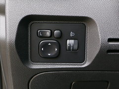 2018款 1.5T 手动旗舰型
