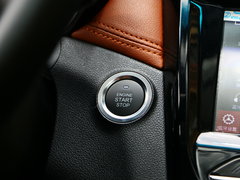 2018款 1.5T 手动旗舰型