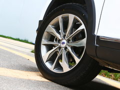 2018款 1.5T 手动旗舰型