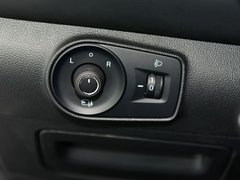 2018款 45T E-DRIVE智驱混动尊享互联网版