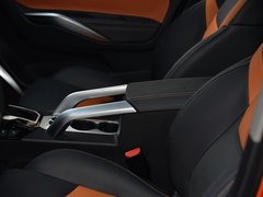 2019款 230T 自动精英型