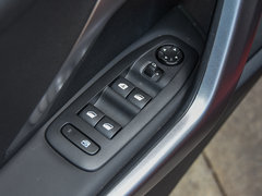 2018款 1.6L 自动互联版