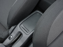 2018款 1.6L 自动互联版