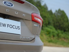 2019款 三厢 EcoBoost 180 自动锋潮型