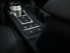 2019款 三厢 EcoBoost 180 自动锋潮型