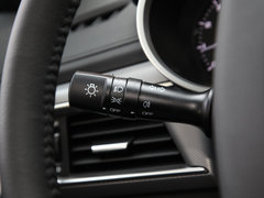 2018款 运动版 1.8L 自动领尚型
