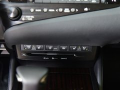 2018款 300h 卓越版 国V