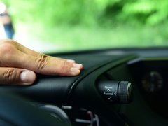 2018款 300h 卓越版 国V