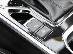 2018款 1.5T CVT型色版 国V