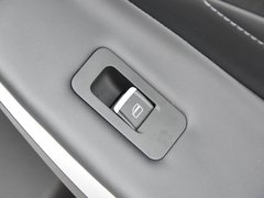 2018款 1.5T CVT型色版 国V