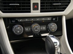 2019款 280TSI DSG豪华型