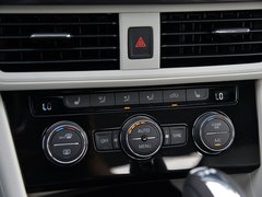 2019款 280TSI DSG豪华型