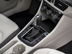 2019款 280TSI DSG豪华型
