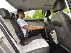 2019款 280TSI DSG豪华型
