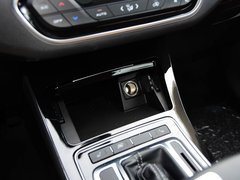 2019款 TD220 自动豪华型