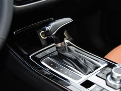 2019款 TD220 自动豪华型