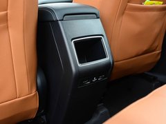 2019款 TD220 自动豪华型