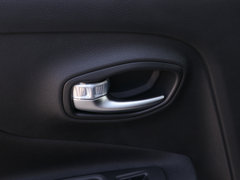 2018款 互联大屏版 180T 自动劲能版