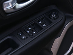 2018款 互联大屏版 180T 自动劲能版