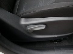 2018款 互联大屏版 180T 自动高能版