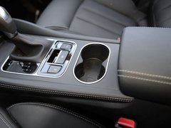 2018款 1.5T 自动智联旗舰型 6座