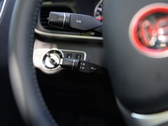 2018款 1.5T 自动智联旗舰型 6座