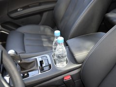 2018款 1.5T 自动智联旗舰型 6座