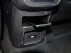 2018款 1.5T 自动智联旗舰型 6座