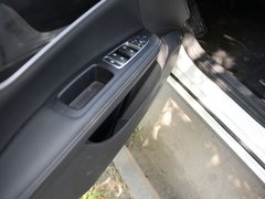 2018款 1.5T 自动智联旗舰型 6座