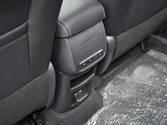 2018款 1.5T 自动智联精英型 6座