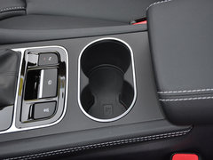 2018款 1.5T 自动智联精英型 6座