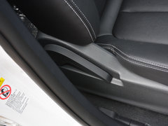 2018款 1.5T 自动智联精英型 6座