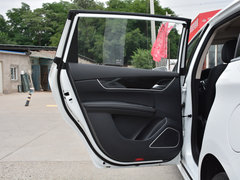 2018款 1.5T 自动智联精英型 6座