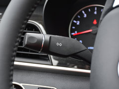 2018款 1.5T 自动智联精英型 6座