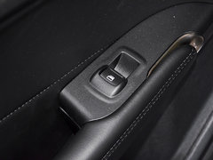2018款 2.0T 两驱尊享版
