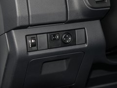 2018款  2.5T四驱豪华款JE4D25Q5A