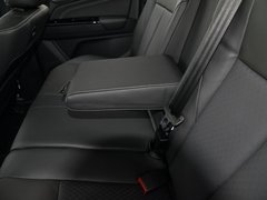 2018款  2.5T四驱豪华款JE4D25Q5A