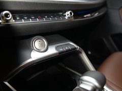 2018款 换代 蓝标 1.5T 自动超豪型