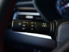 2018款 1.6L 自动豪华型