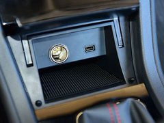 2018款 1.6L 自动豪华型