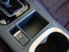 2018款 1.6L 自动豪华型