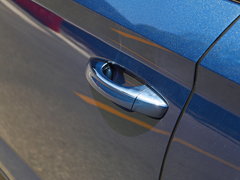 2018款 1.5L 自动舒适版 国V
