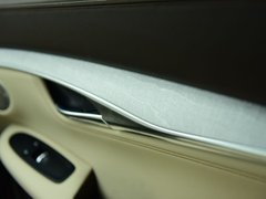 2018款 2.0T 四驱旗舰版