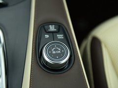 2018款 2.0T 四驱旗舰版