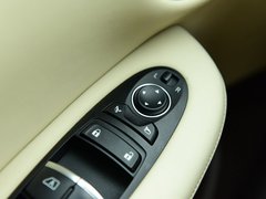 2018款 2.0T 四驱旗舰版