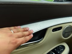 2018款 2.0T 四驱旗舰版