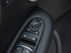 2018款 2.0T 四驱豪华版